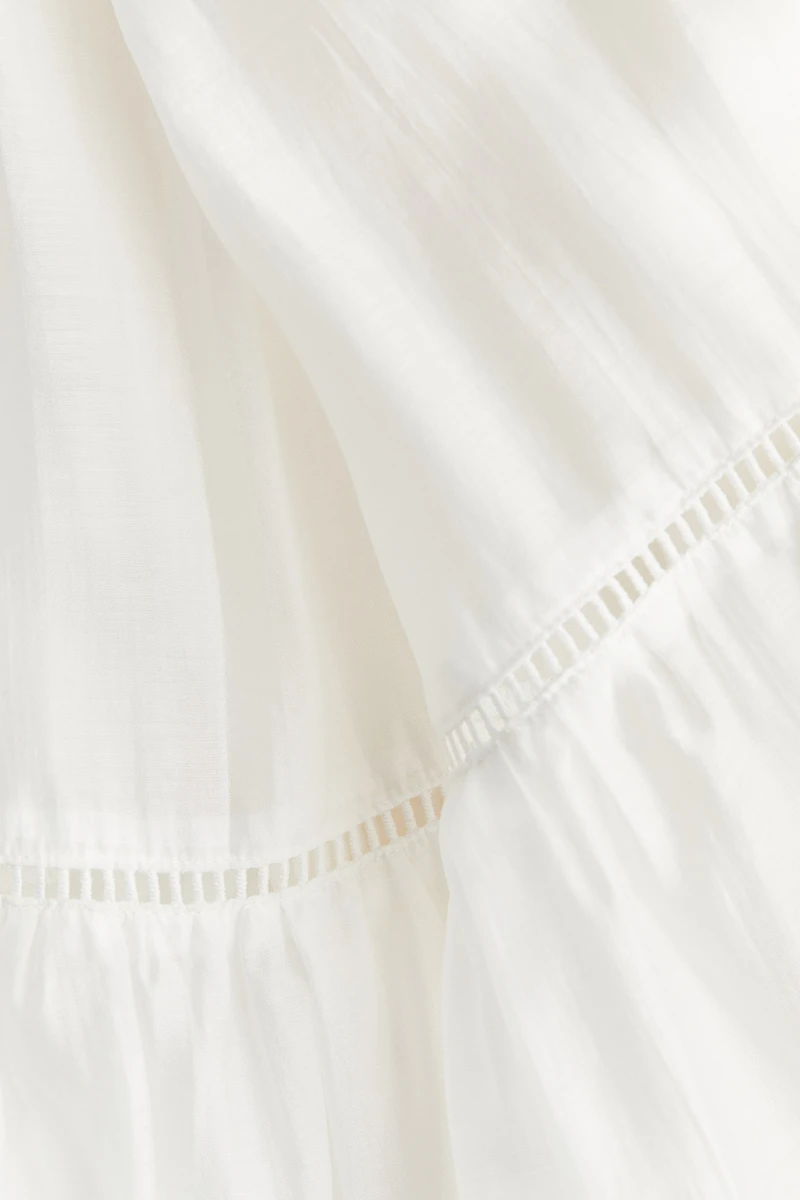 Robe avec dentelle jour échelle