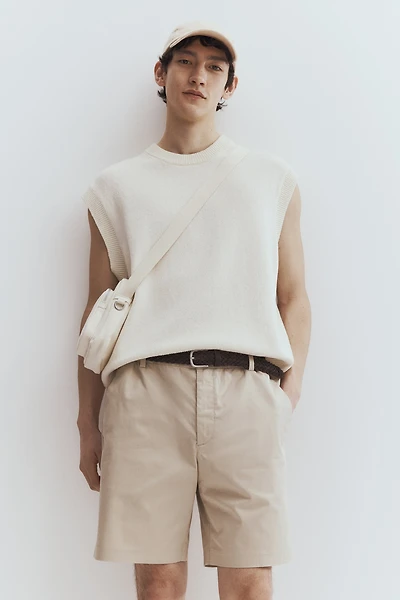 Short chino à coupe classique