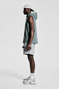 Mid-Length Sports Shorts with DryMove™
