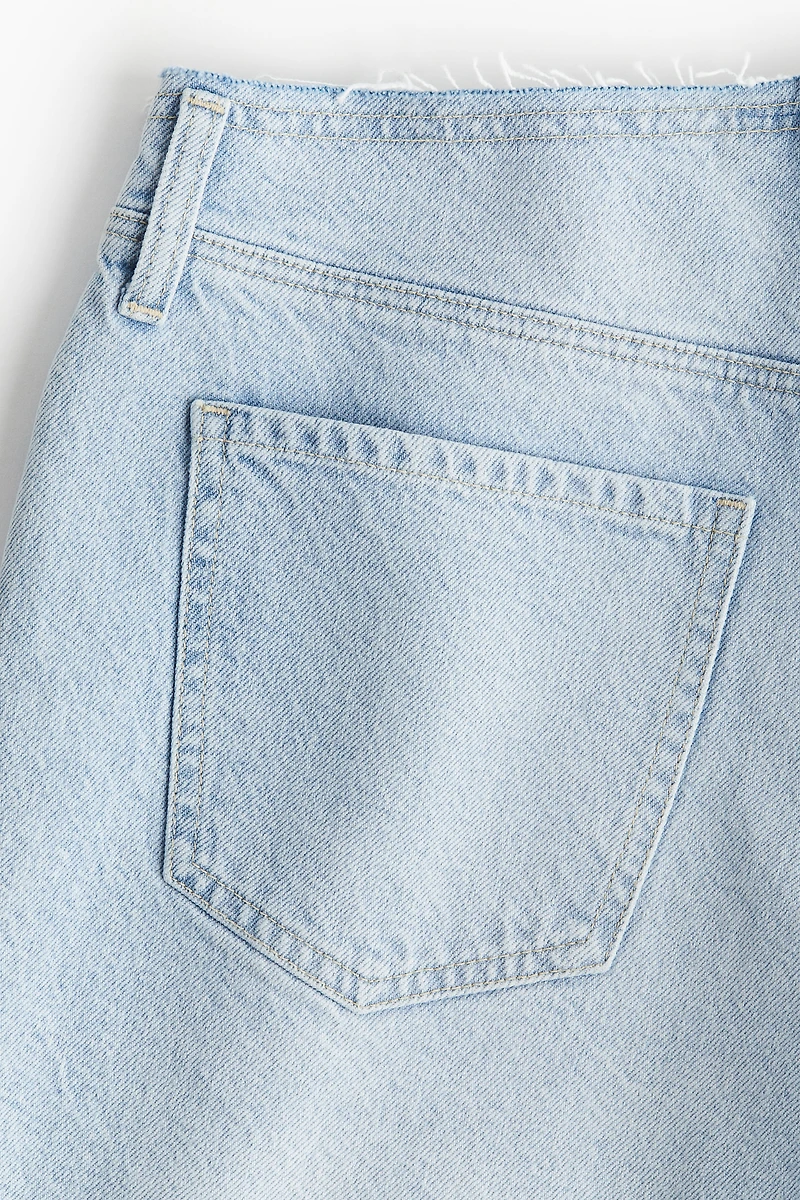 Short Coupe Classique en denim