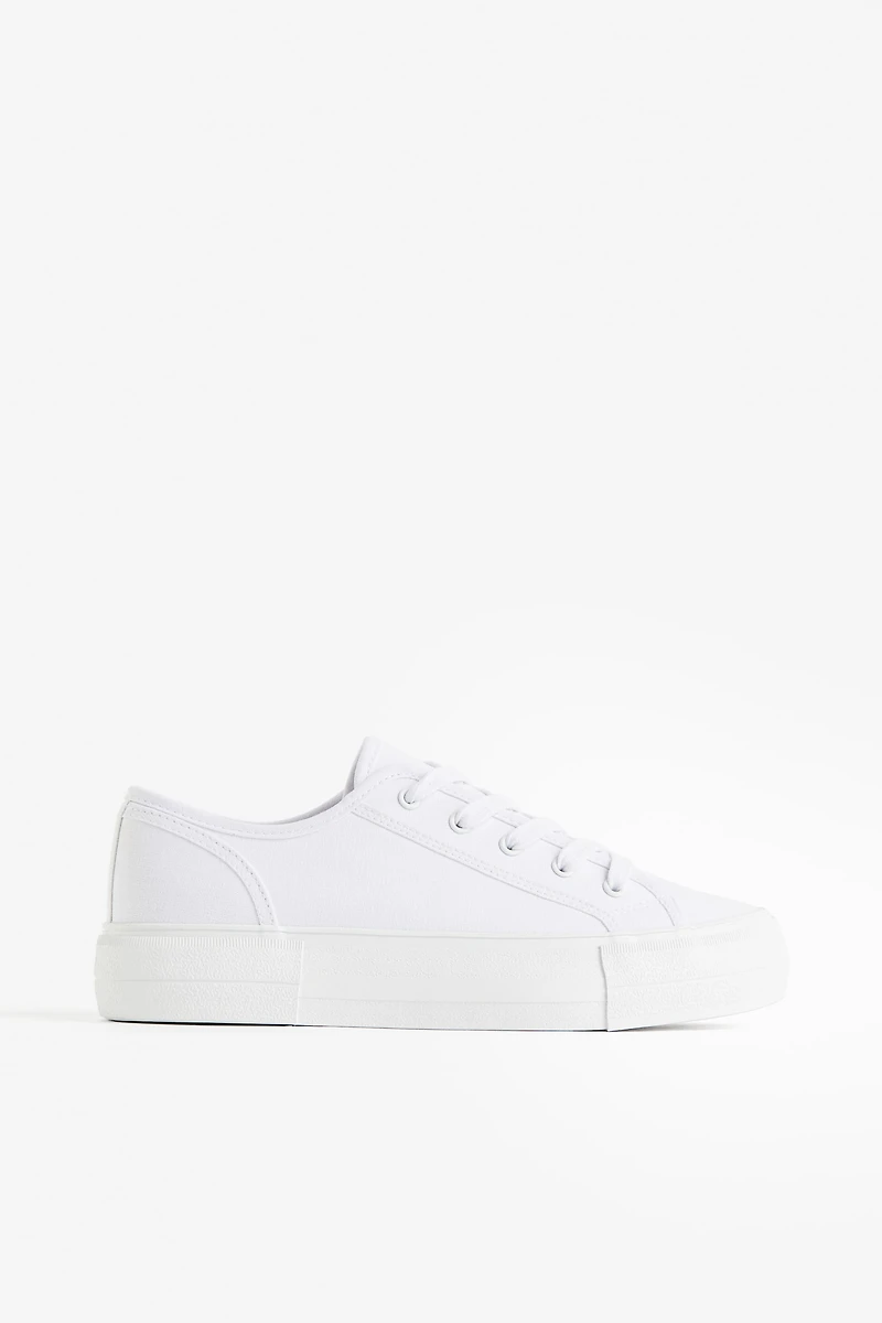 Chaussures de sport en toile