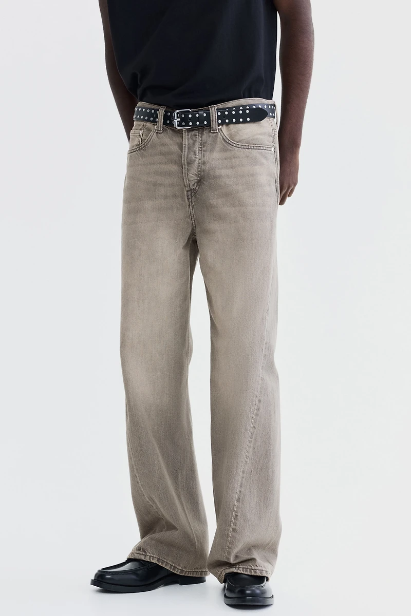 Loose-Fit Straight Twisted-Leg Jeans
