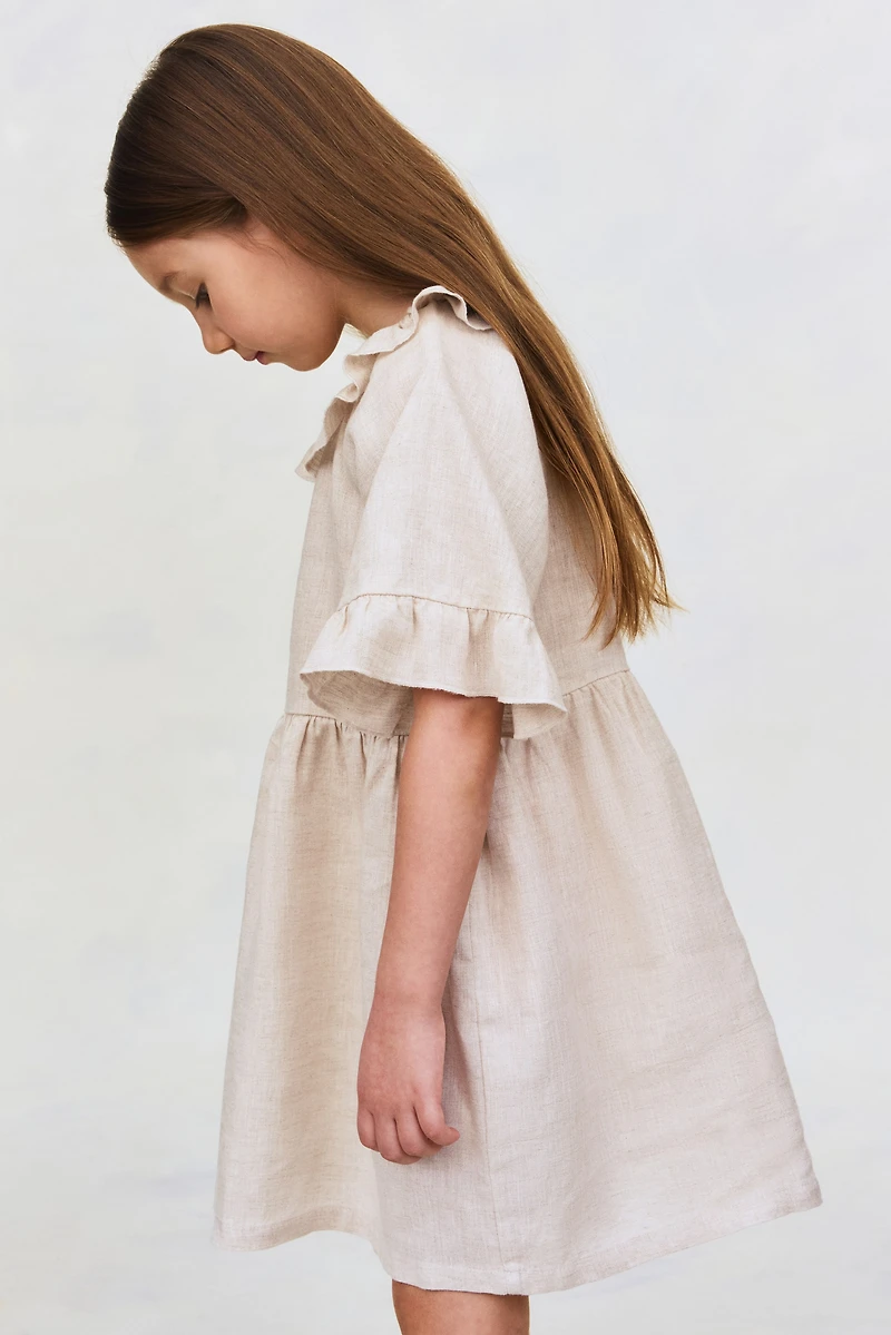 Linen Dress with Ruffle Collar