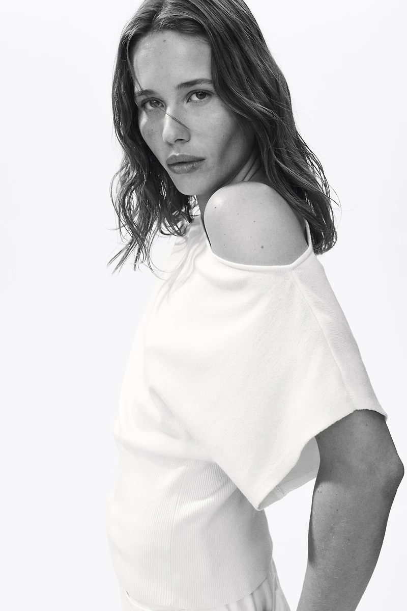 Fine-Knit One-Shoulder Top