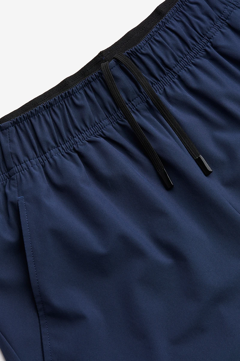 Long Sports Shorts with DryMove™