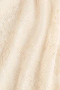 Foulard de hanches en dentelle