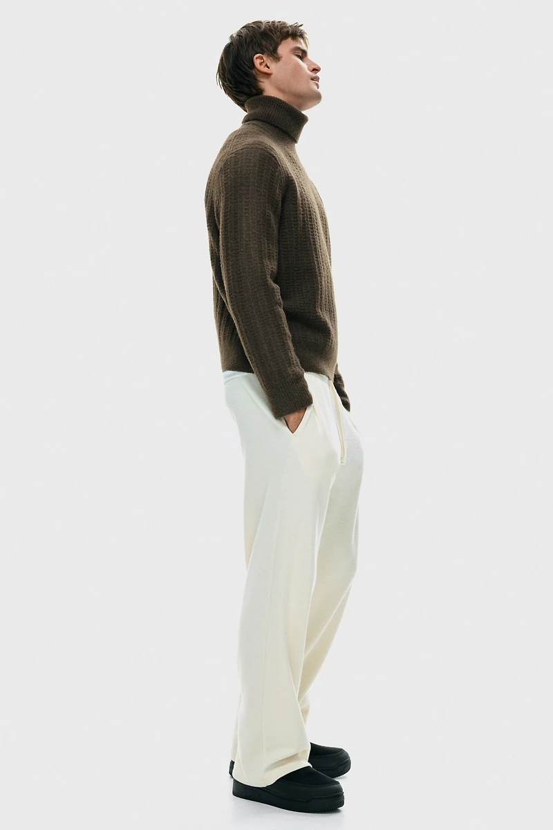 Chandail à col roulé classique