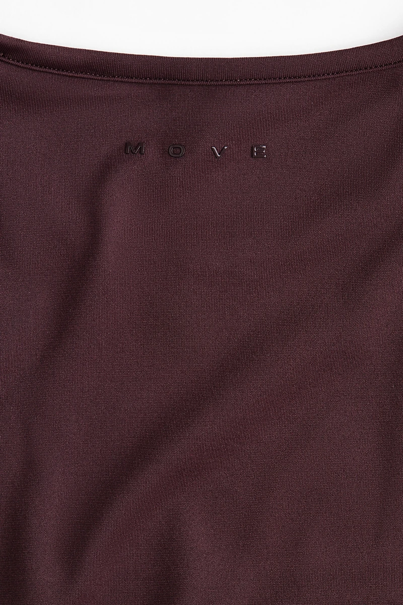 Seamless Slim-Fit Sports Top with SoftMove™