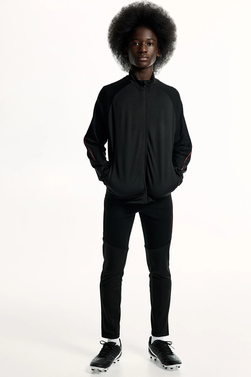 Regular-Fit Soccer Pants with DryMove™