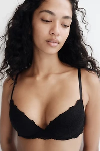 Soutien-gorge super pigeonnant en dentelle