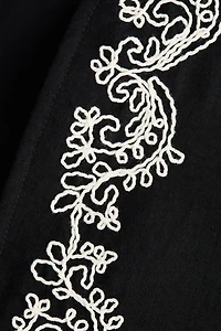 Veste sans manches brodée