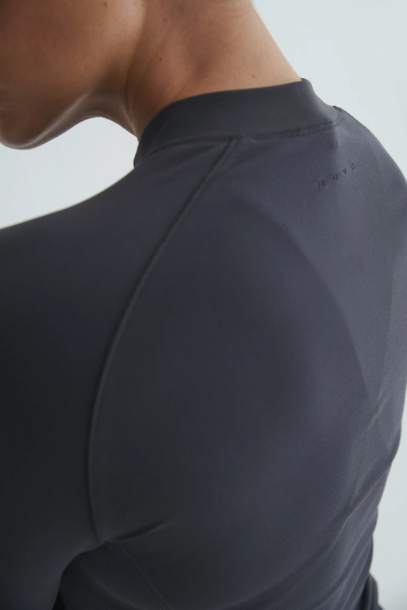 Seamless Activewear Jacket with DryMove™