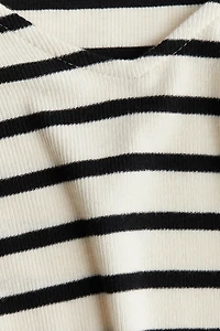 Haut en tricot fin