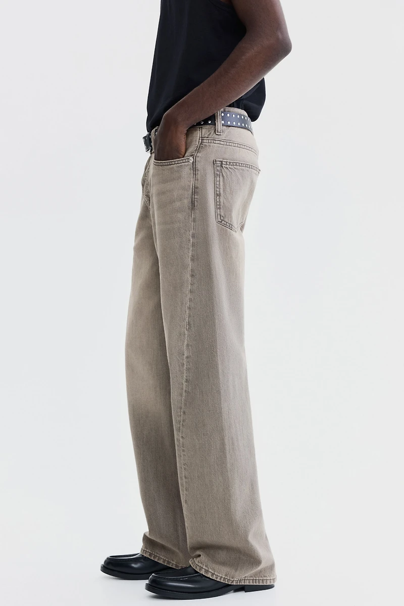 Loose-Fit Straight Twisted-Leg Jeans