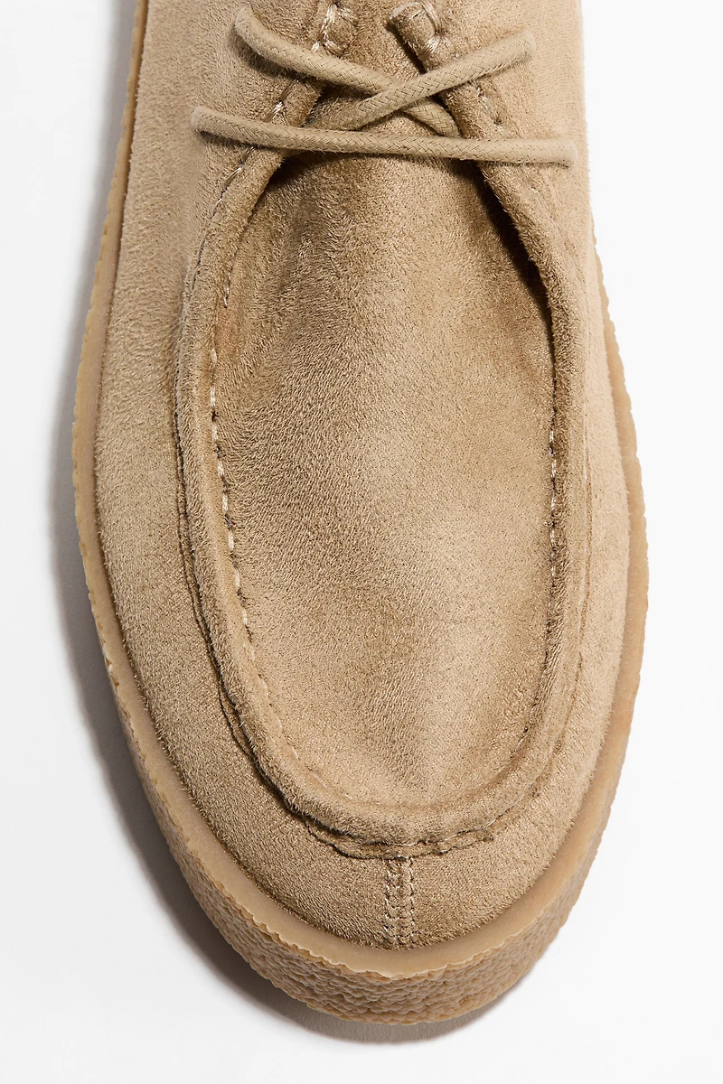Moccasin-Seam Shoes