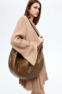 Robe avec laçage et jupe évasée