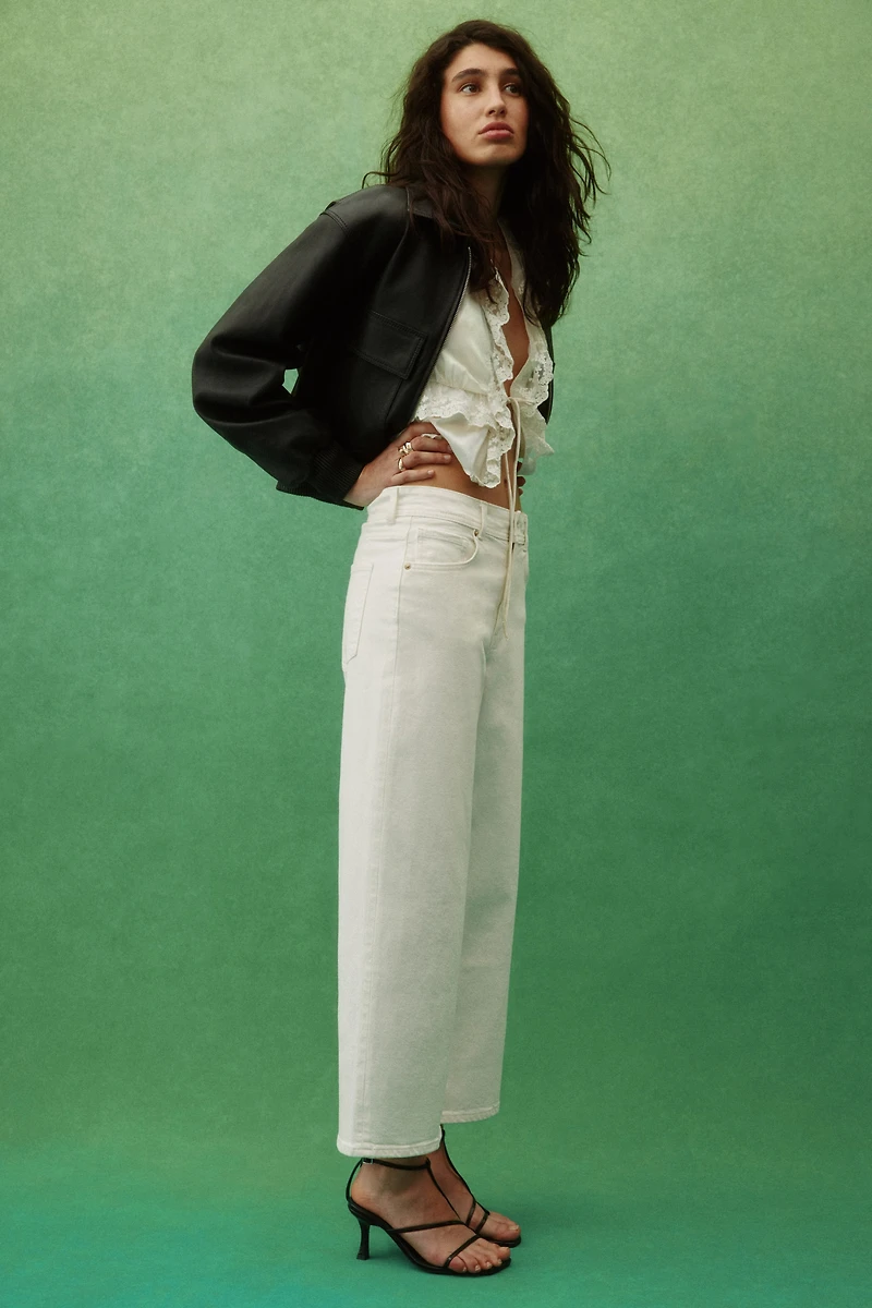 Jean ample à la cheville taille haute