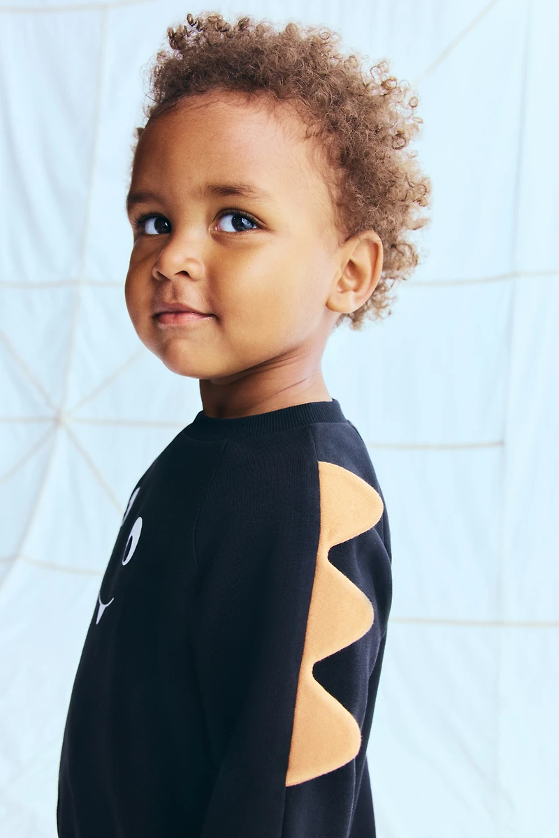 2-Piece Appliquéd Sweatshirt and Joggers Set