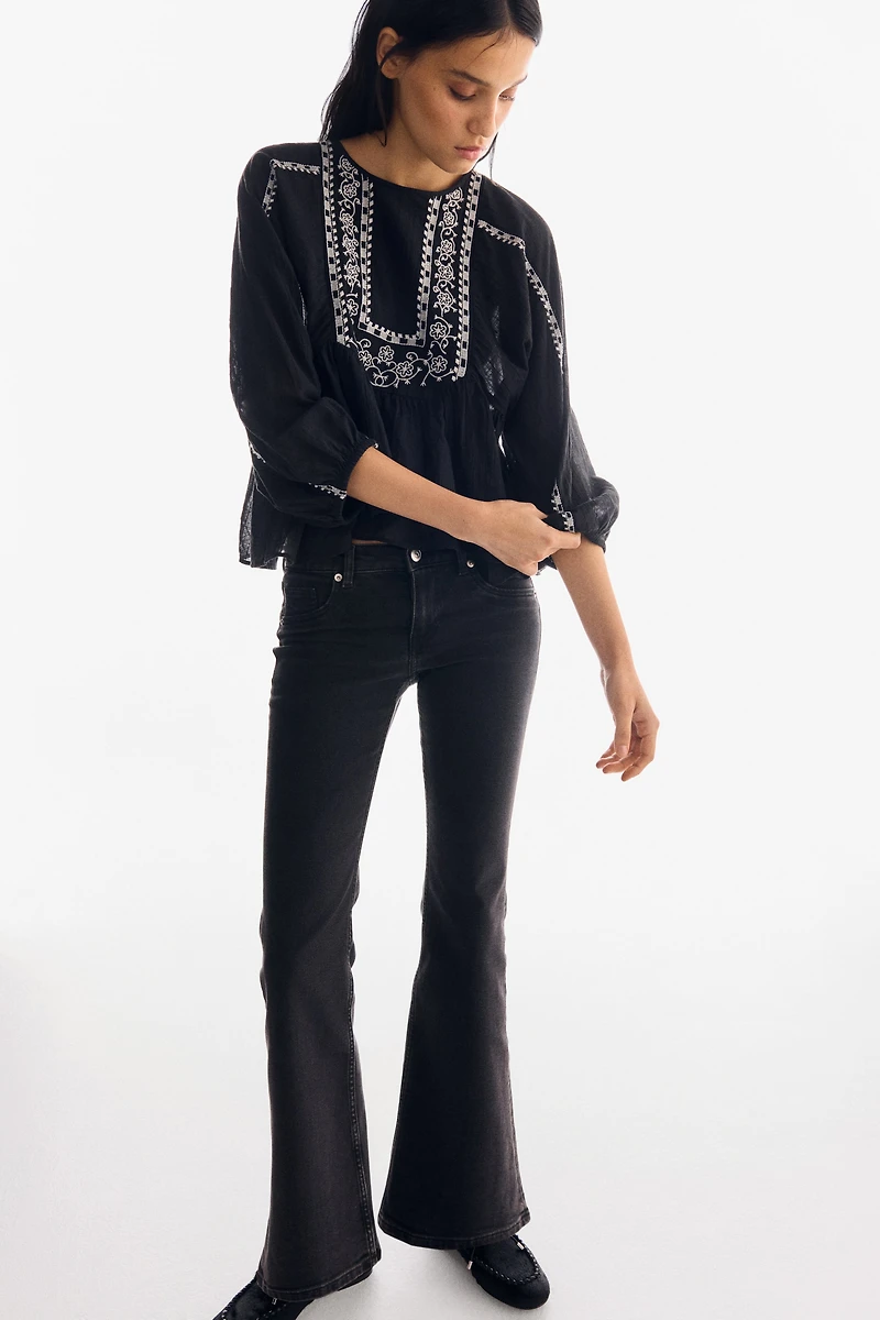 Flared Low Jeans