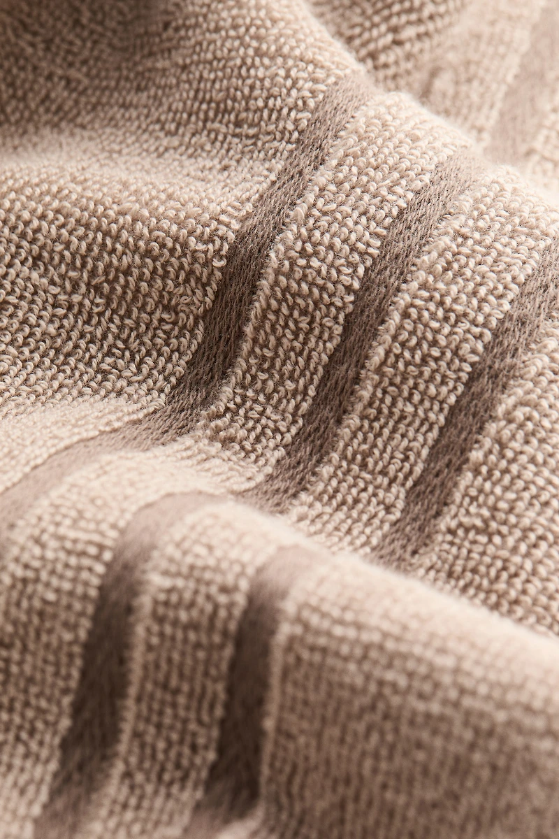 Serviette de bain en coton éponge