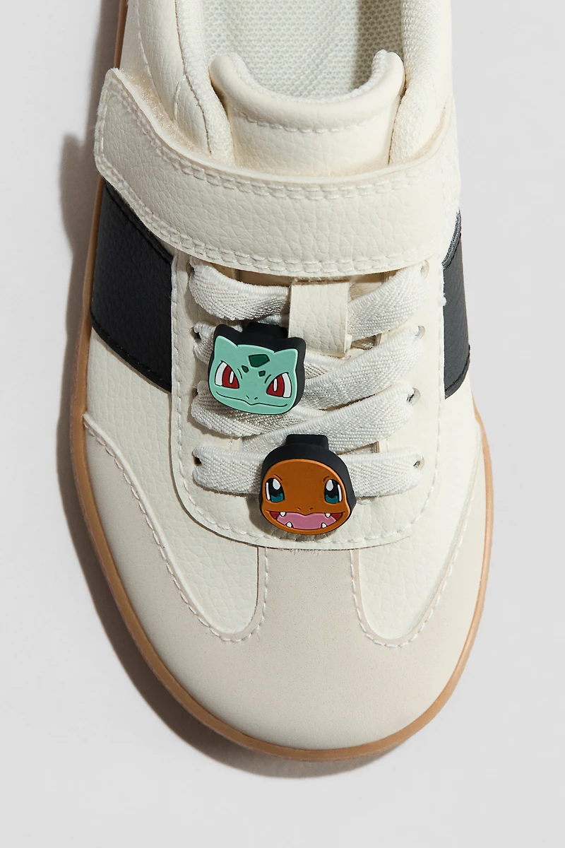 Sneakers with Appliqués