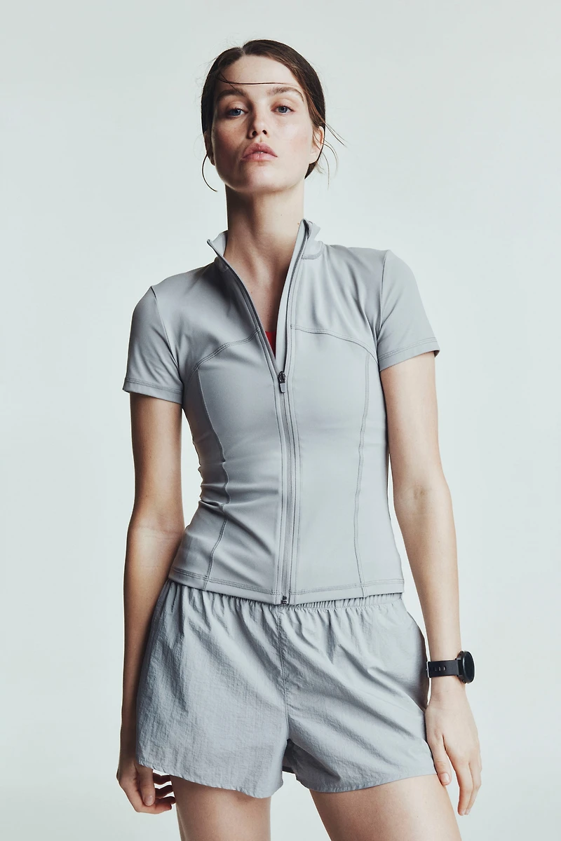 Short-Sleeved Running Jacket with ShapeMove™