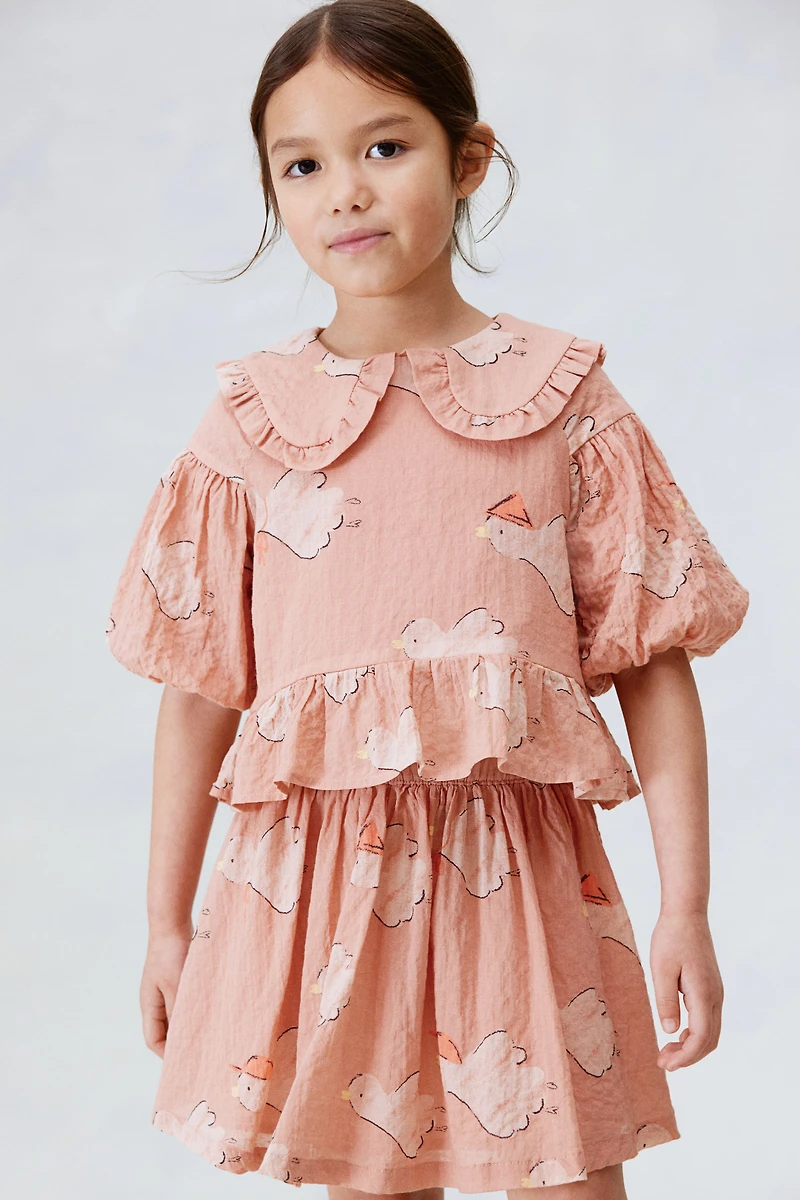 Puff-Sleeve Seersucker Blouse