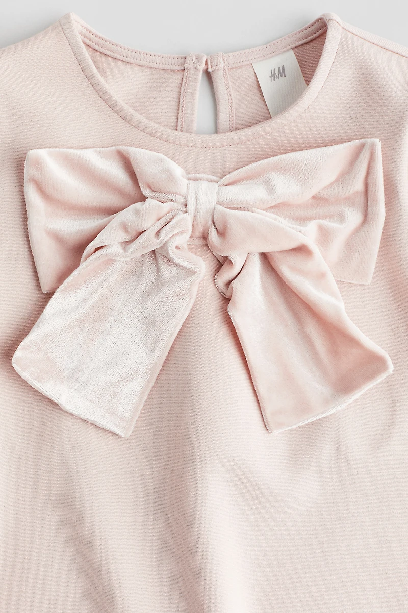 Robe en jersey avec boucle