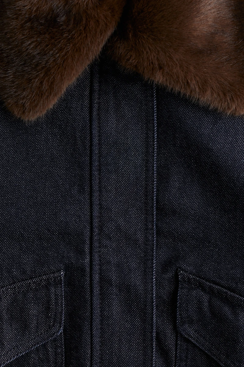 Veste en denim avec col duveteux