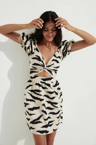 Robe avec détail torsadé