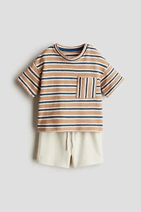 Ensemble 2 pièces avec T-shirt et short