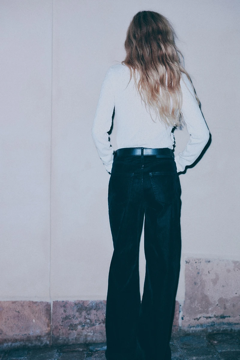 Flocked Wide Ultra High Jeans