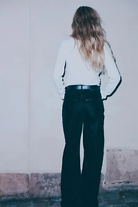 Flocked Wide Ultra High Jeans