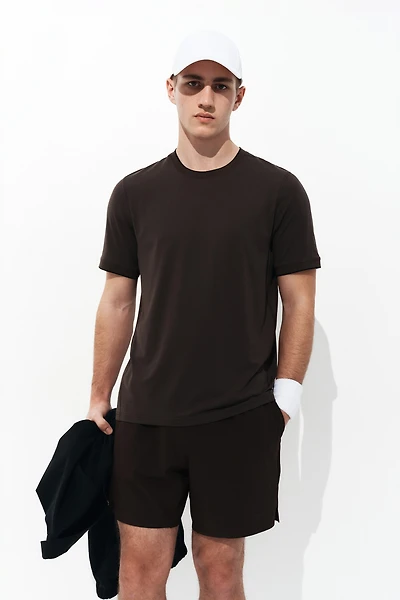 Regular-Fit Sports Shorts with DryMove™