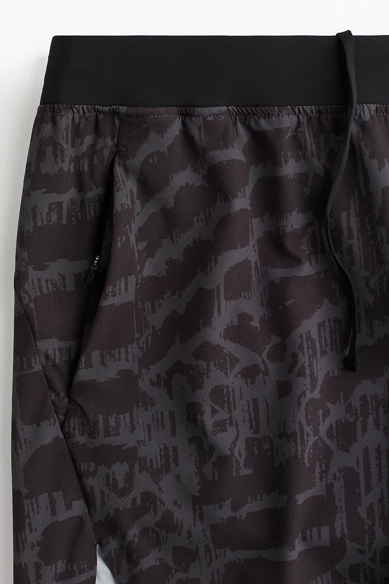 Short Sports Shorts with DryMove™