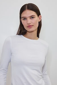 Haut chaud près du corps