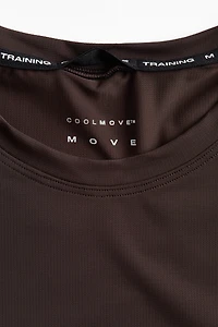 Muscle Fit Sports Tank Top with CoolMove™