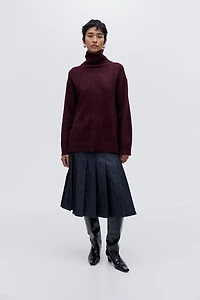 Loose-Fit Turtleneck Sweater