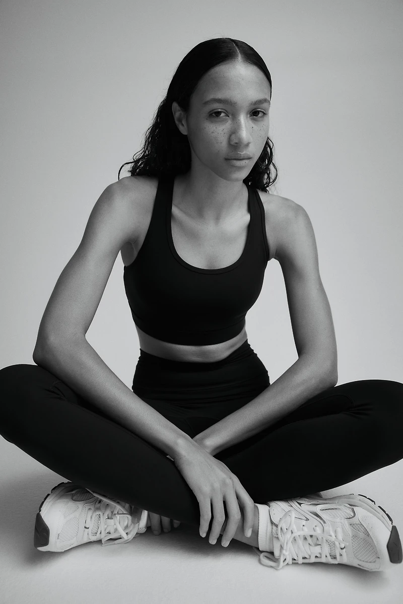 Medium Support Sports Bra with SoftMove™