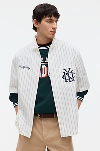 Chemise classique à motif brodé