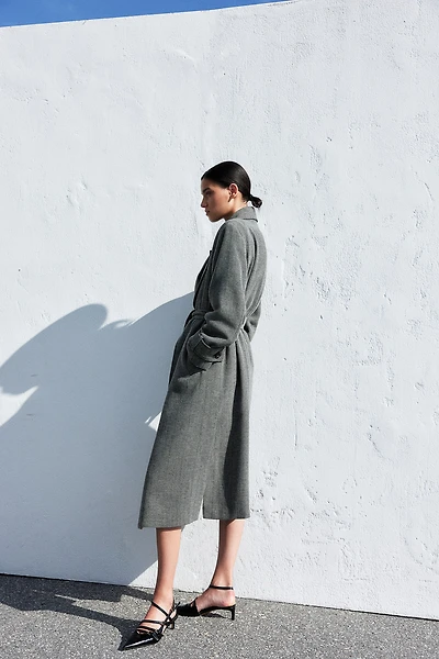 Manteau à fermeture croisée