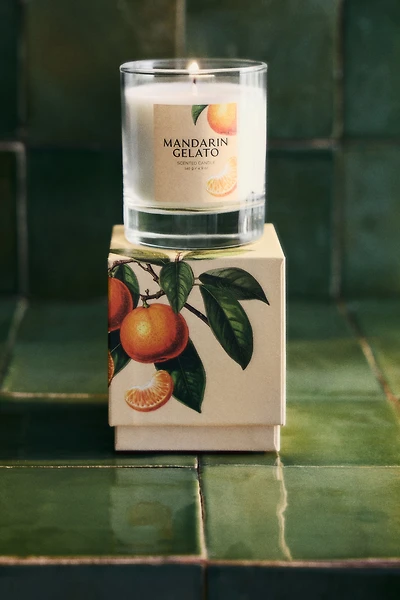 Bougie parfumée dans un pot en verre