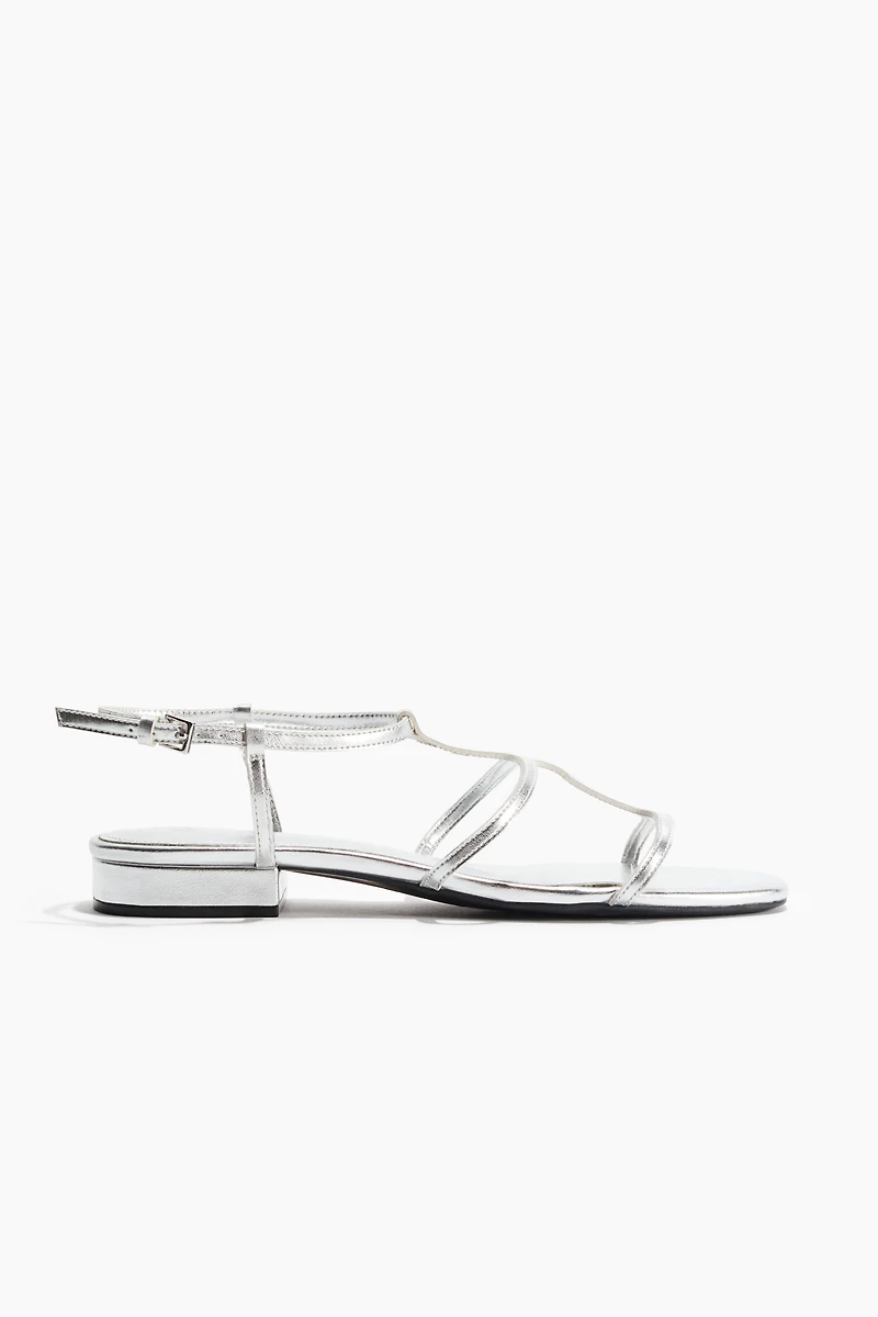Sandales à brides fines
