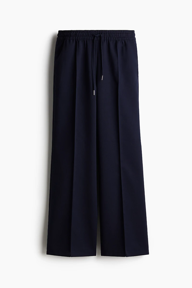 Creased Pants with Drawstring