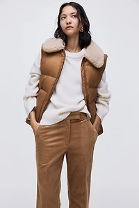 Pantalon à jambes semi-évasées en velours côtelé