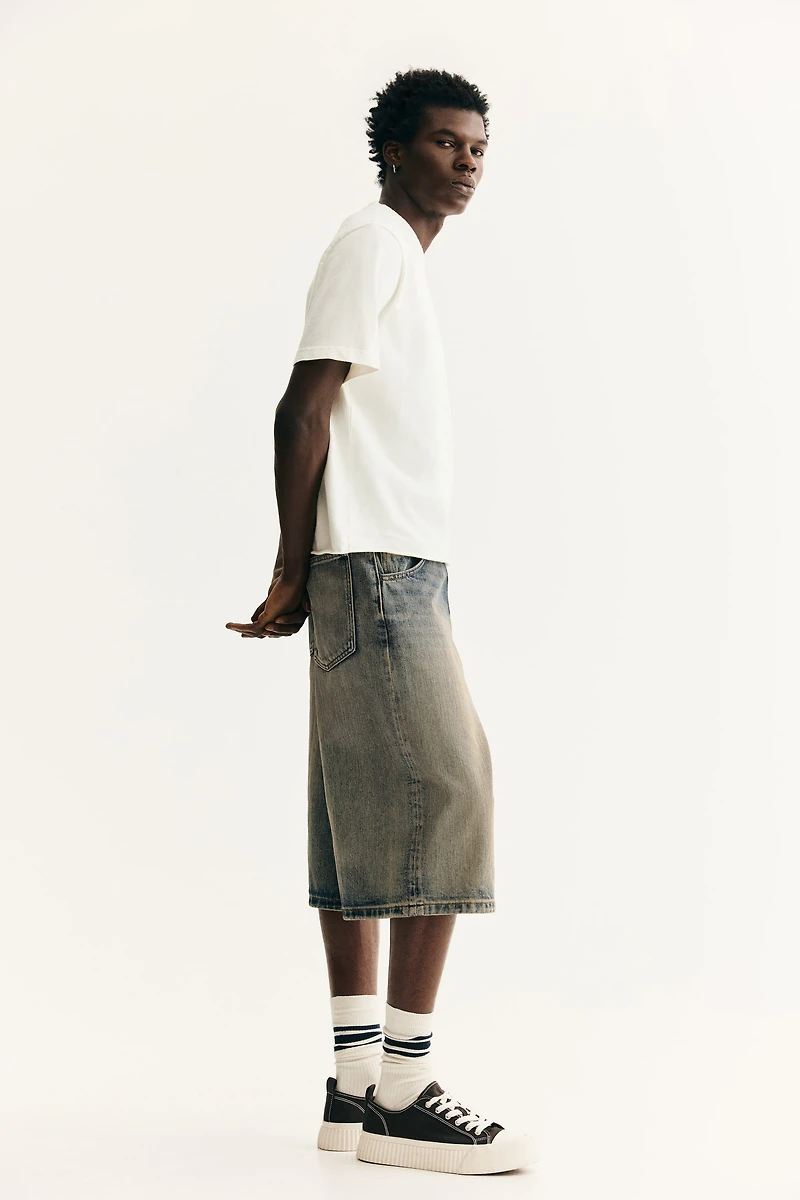 T-shirt délavé coupe classique