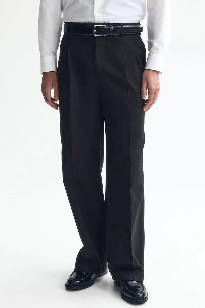 Loose-Fit Tailored Pants