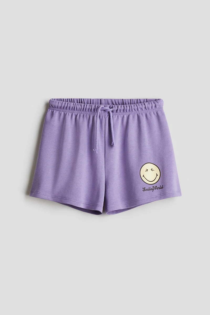 Short en molleton avec motifs