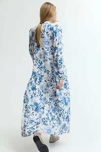 Robe longue à manches bouffantes