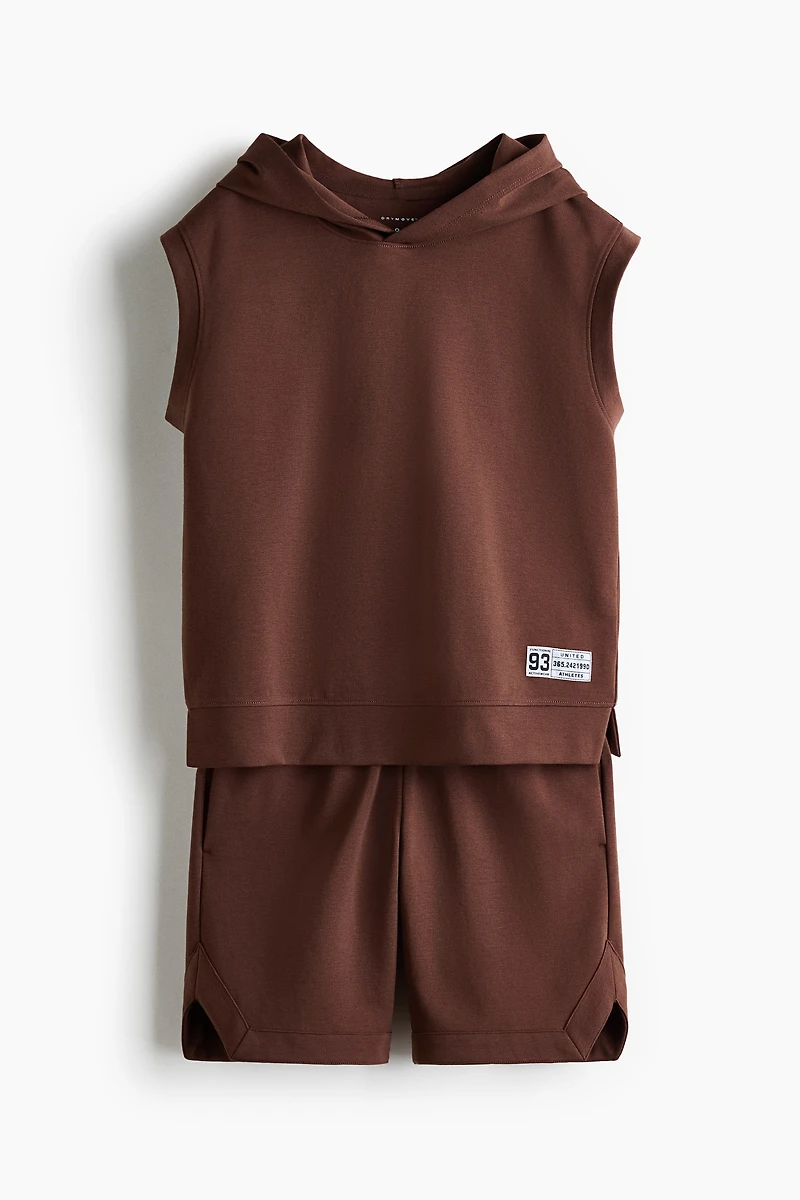 Ensemble de sport avec kangourou DryMove🅪